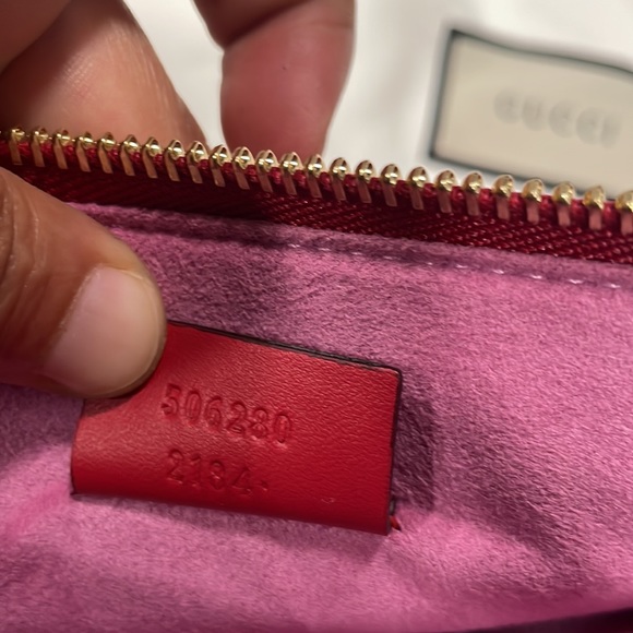 PRICE DROP!!
$375
(Was $595)
GORGEOUS Gucci pouch, with Bosco patch - Picture 6 of 8